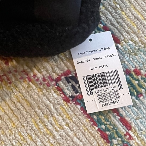 Brand new dry goods belt bag - Picture 3 of 3